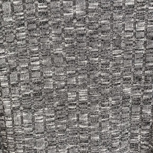 Lane Bryant Womens Plus Size 22/24 Gray Tunic Sweater Asymmetric Hem 3/4 Sleeve - Picture 6 of 9